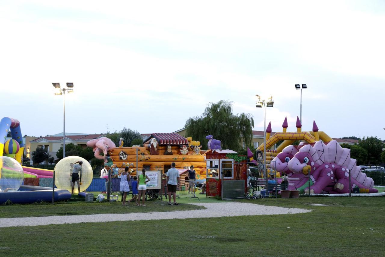 Pini Village Lido Altanea Caorle Kültér fotó